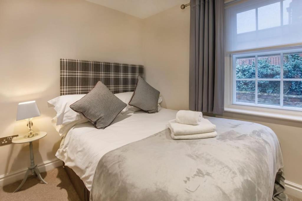 Apartamento The Wesley York Exterior foto
